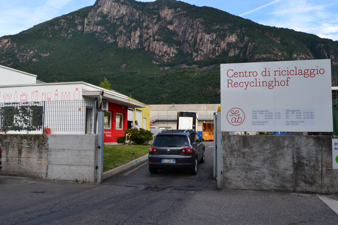 25 aprile e 1. maggio: cambiano i servizi SEAB
