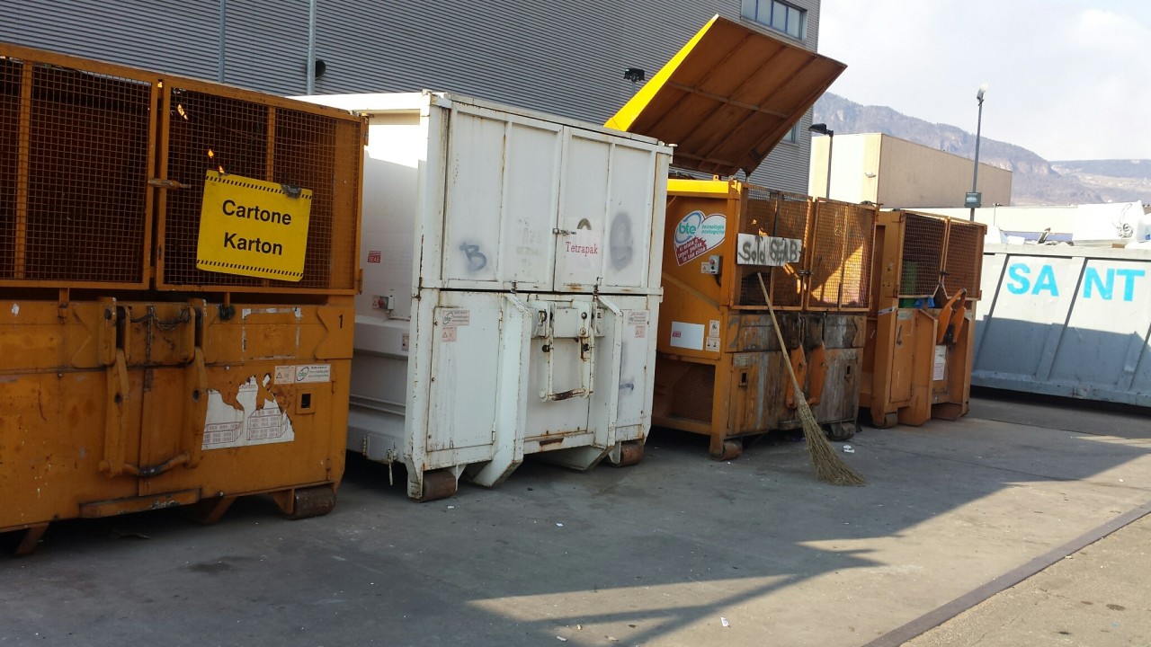 Tetra Pak, un nuovo container al Centro di Riciclaggio
