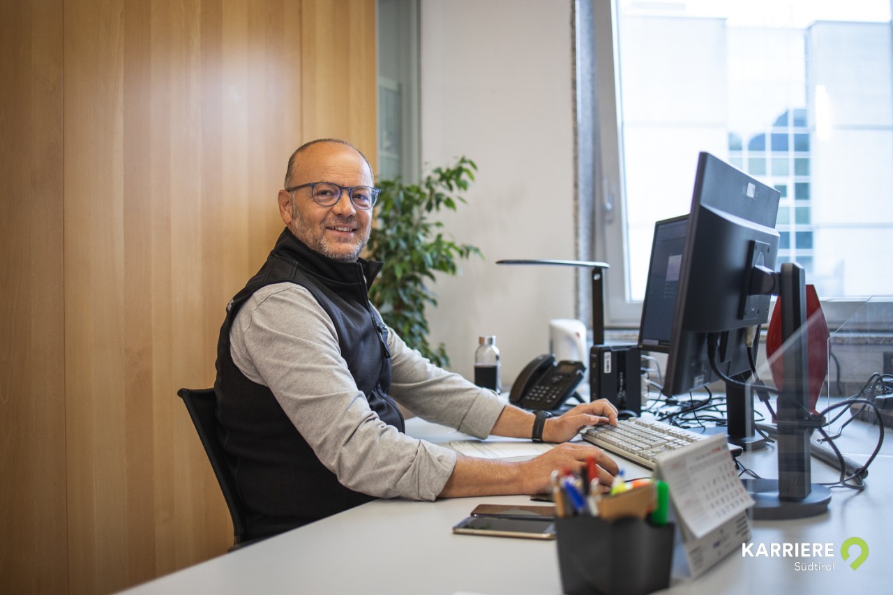 2022 - Technischer Assistent der Einkäufe (m/w) 
