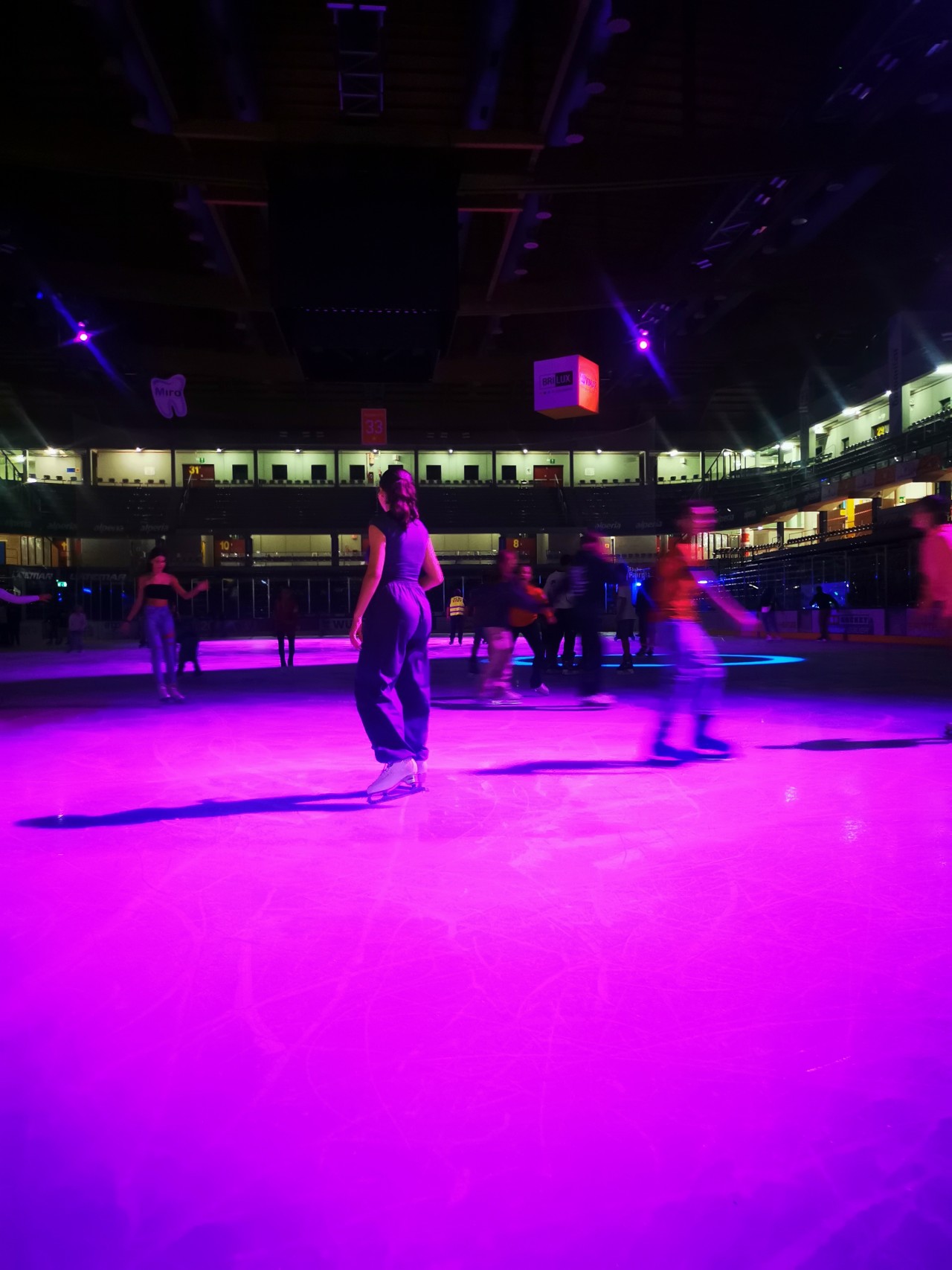 Ice disco dance