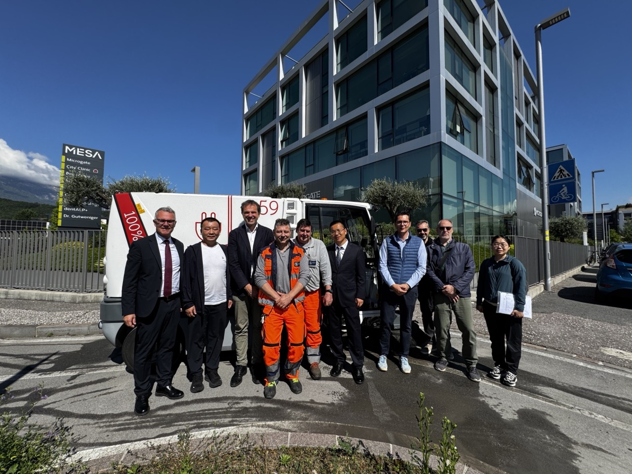 Fulteter con delegazione cinese