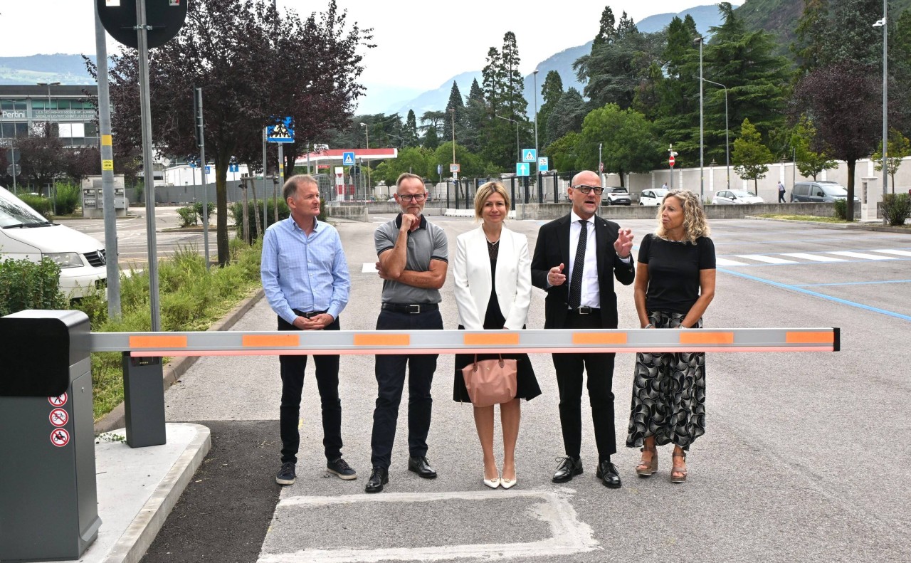 Parcheggio Camper apertura